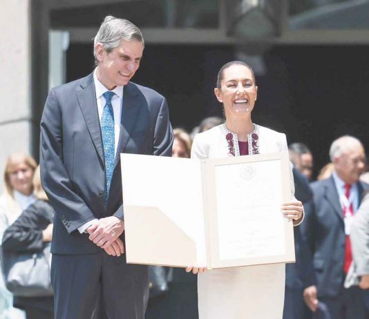 Claudia Sheinbaum recibe constancia como presidenta electa de México por parte del Tribunal Electoral Claudia Sheinbaum