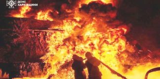 Ucrania dice haber atacado una base aérea rusa, y Rusia lanza cientos de drones