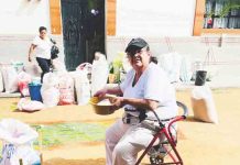 Elaboran alfombra de más de 300 metros por festejos de La Candelaria