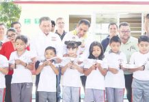 Con inversión en escuelas y apoyos a estudiantes, Eduardo Ramírez fortalece la educación en Chiapas